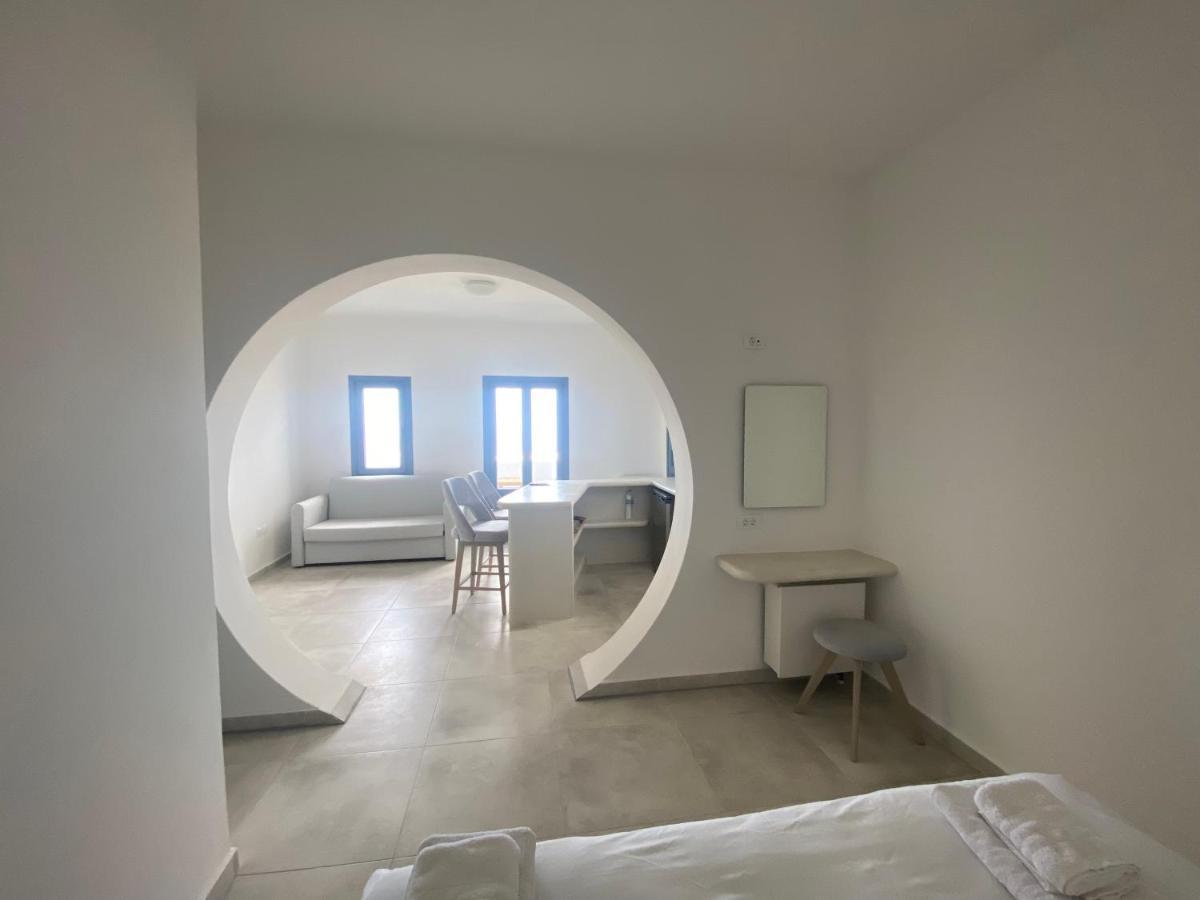 Ena Suites Santorini Pýrgos エクステリア 写真